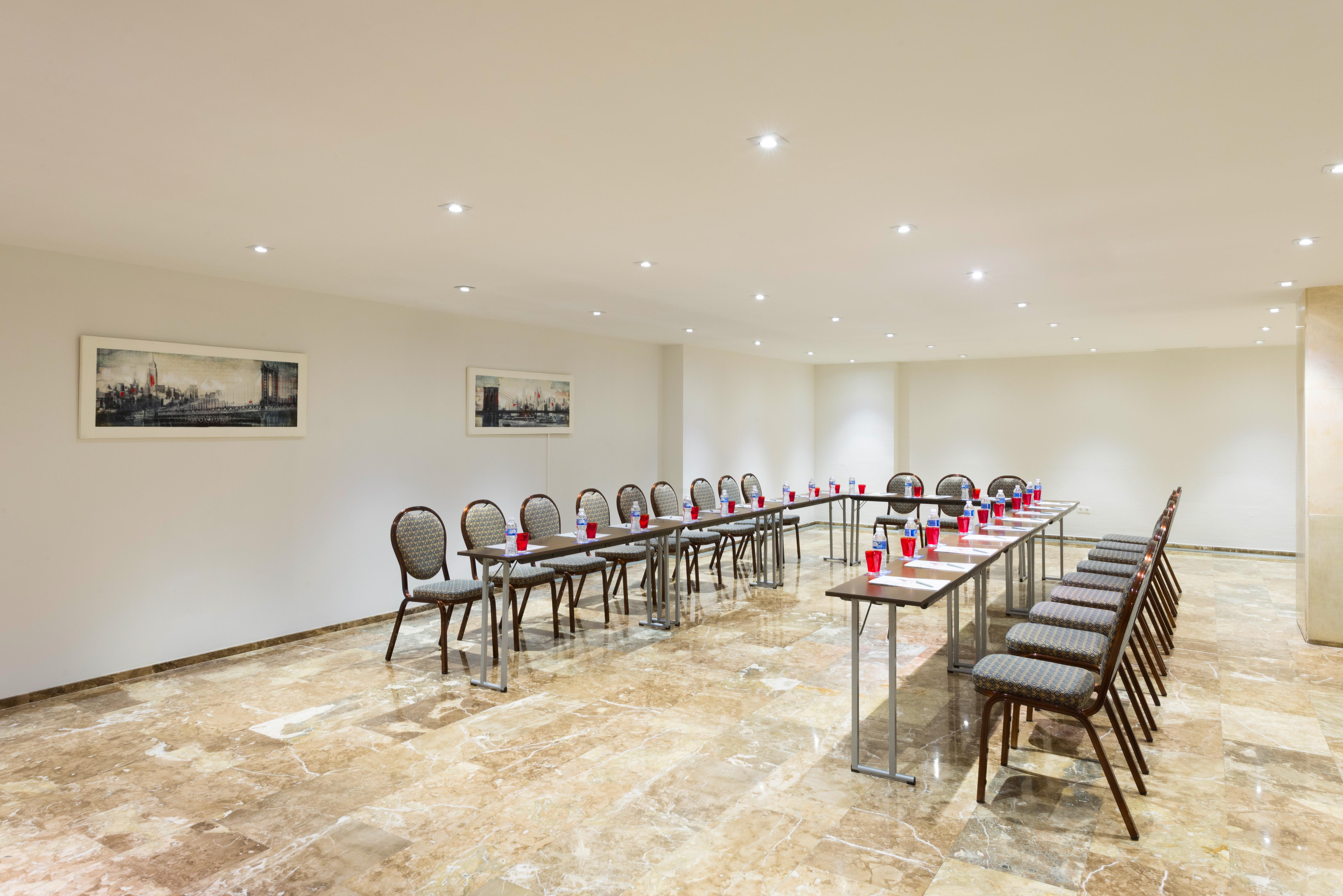 Sercotel Cordoba Medina Azahara — Photos 1